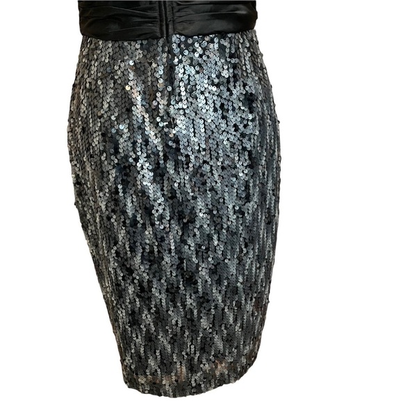 Connected Apparel Sleeveless V-Neck Black and Sequined Cocktail Dress-Size 6 - Picture 10 of 13